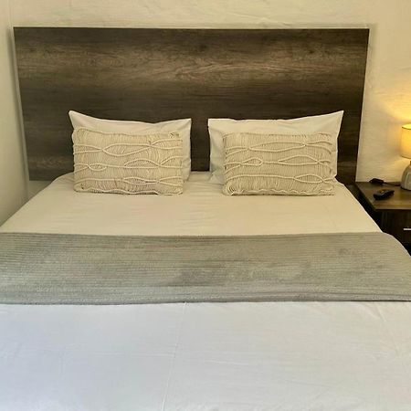 City Living Apartment 119 - Washer, 4K Tv, Fast Wifi, & Sunny Balcony Йоханесбург Екстериор снимка